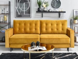 Jakie dodatki do musztardowej kanapy sprawią, że Twoje wnętrze stanie się wyjątkowe?