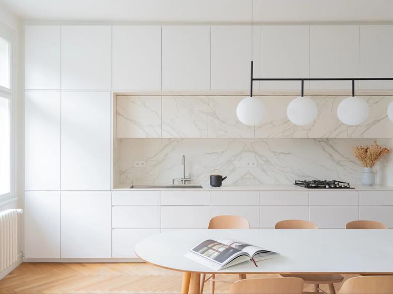 Zmień małe na duże: skuteczne sposoby, jak optycznie powiększyć wnętrze