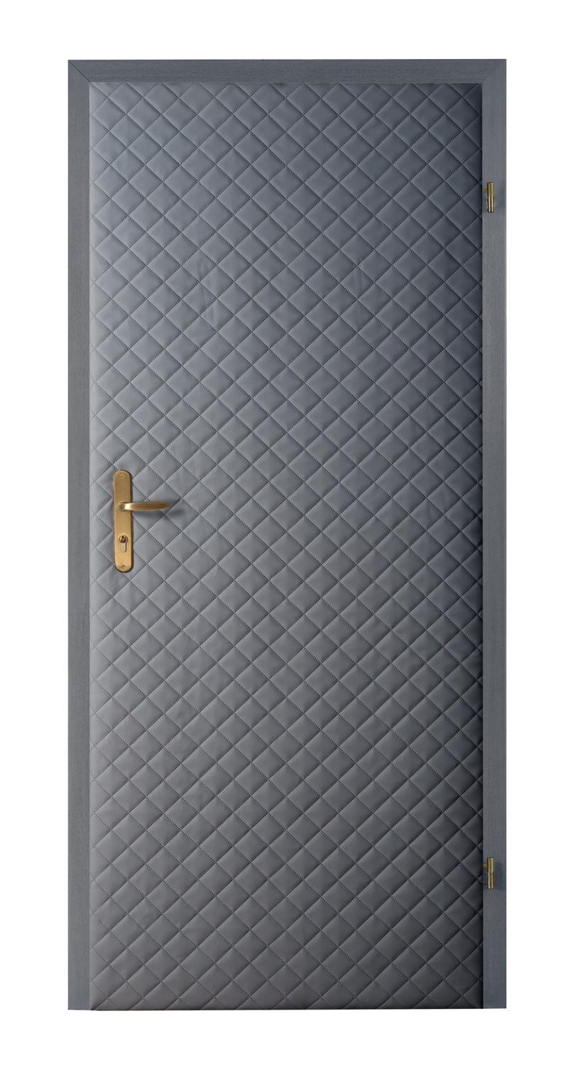 Najczęstsze błędy przy obijaniu drzwi