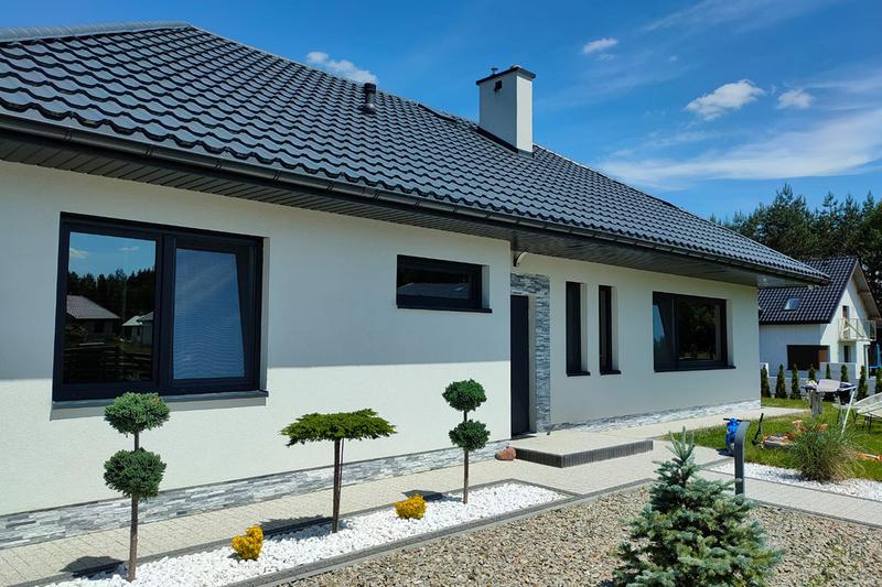 Porównanie cen i usług instalacji okien