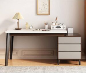 Przegląd biurek dla studentów: które rozwiązania warto rozważyć?